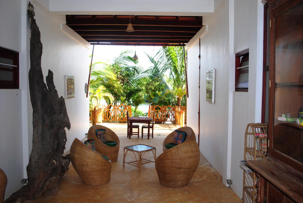 Asha Beach & Spa Тангалла Экстерьер фото