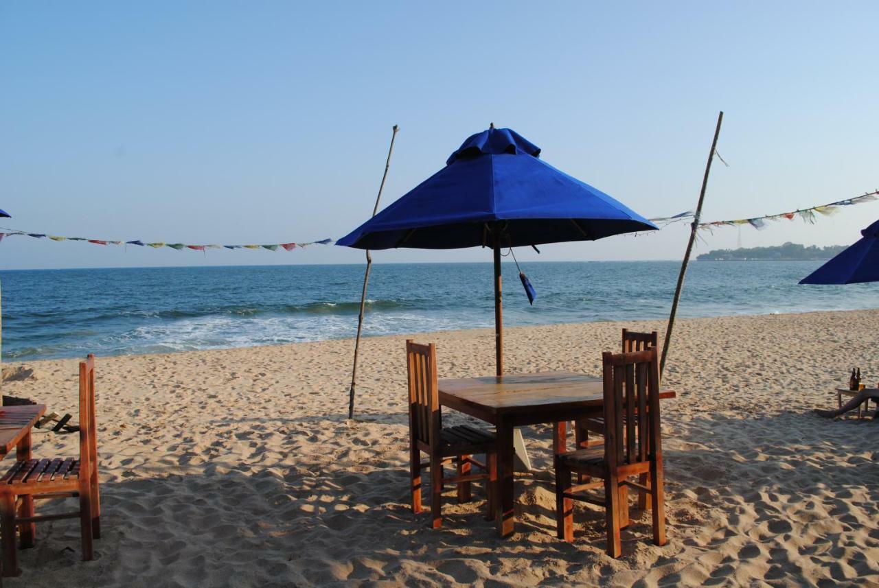 Asha Beach & Spa Тангалла Экстерьер фото